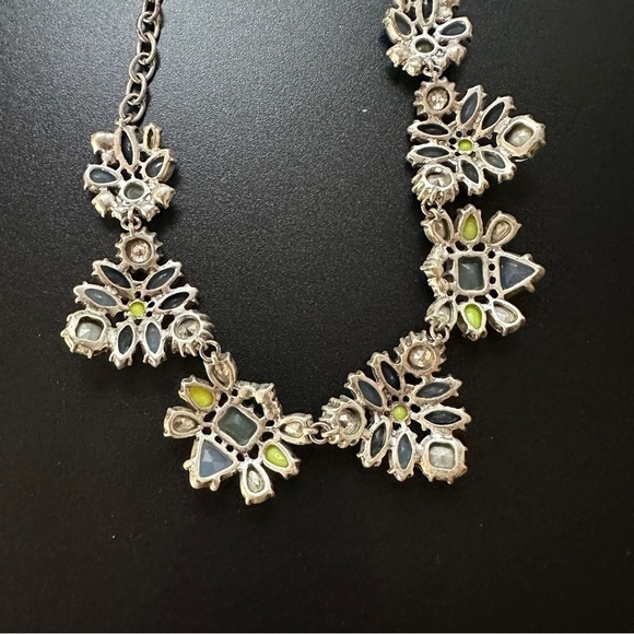 Stella & Dot Silvertone Multicolored Crystal Cluster Bib Necklace - Picture 10 of 12